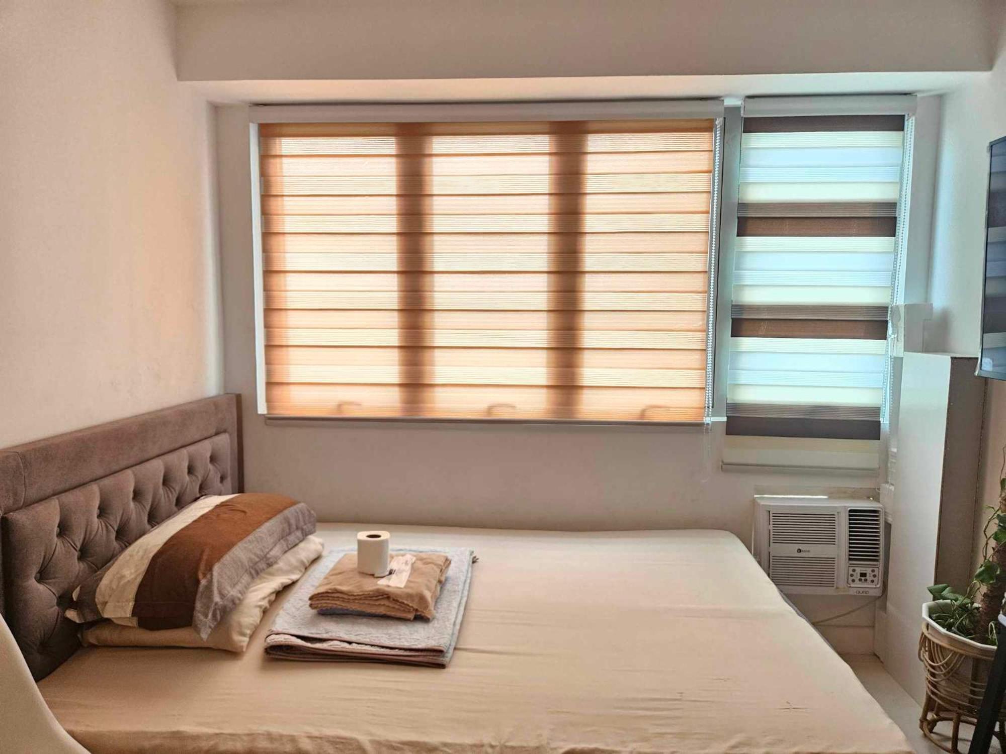 The Residences At Commonwealth By Century Properties Quezon City Extérieur photo